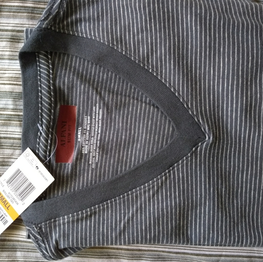 Alfani slim fit v-neck striped shirt small